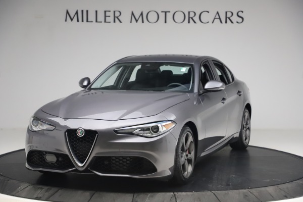 Used 2017 Alfa Romeo Giulia Ti Sport for sale Sold at Alfa Romeo of Greenwich in Greenwich CT 06830 1