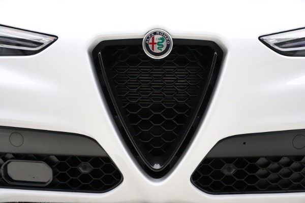 New 2021 Alfa Romeo Stelvio Ti Sport Q4 for sale Sold at Alfa Romeo of Greenwich in Greenwich CT 06830 13