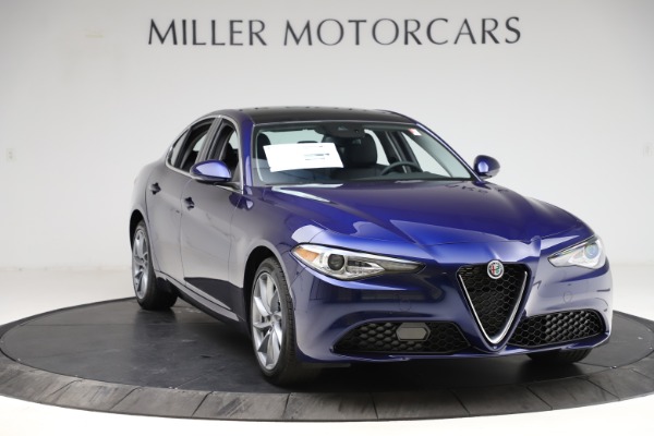 New 2021 Alfa Romeo Giulia Q4 for sale Sold at Alfa Romeo of Greenwich in Greenwich CT 06830 11