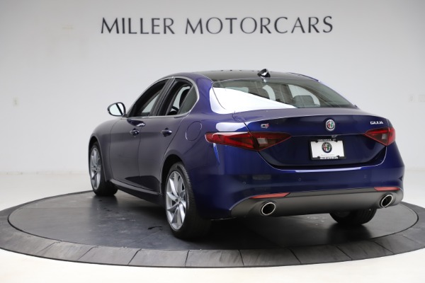 New 2021 Alfa Romeo Giulia Q4 for sale Sold at Alfa Romeo of Greenwich in Greenwich CT 06830 5