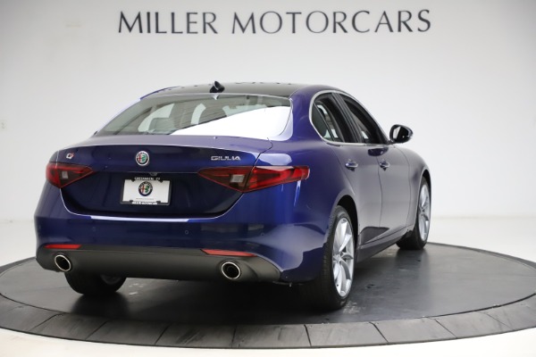 New 2021 Alfa Romeo Giulia Q4 for sale Sold at Alfa Romeo of Greenwich in Greenwich CT 06830 7