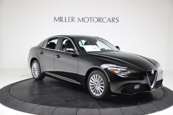 New 2021 Alfa Romeo Giulia Q4 for sale Call for price at Alfa Romeo of Greenwich in Greenwich CT 06830 10