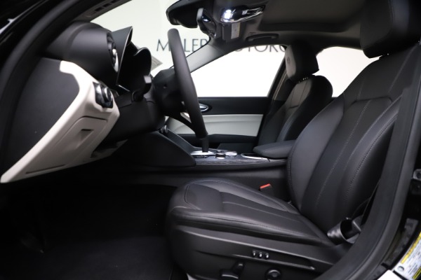 New 2021 Alfa Romeo Giulia Q4 for sale Call for price at Alfa Romeo of Greenwich in Greenwich CT 06830 13