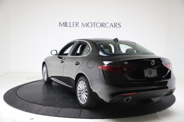 New 2021 Alfa Romeo Giulia Q4 for sale Call for price at Alfa Romeo of Greenwich in Greenwich CT 06830 5