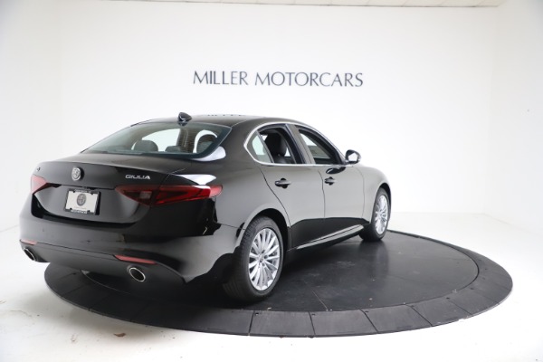 New 2021 Alfa Romeo Giulia Q4 for sale Sold at Alfa Romeo of Greenwich in Greenwich CT 06830 7