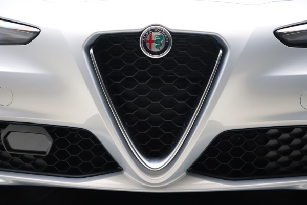 New 2021 Alfa Romeo Giulia Q4 for sale Sold at Alfa Romeo of Greenwich in Greenwich CT 06830 25