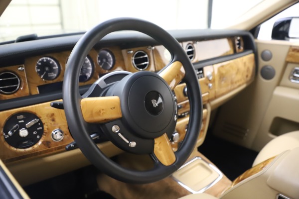 Used 2006 Rolls-Royce Phantom for sale $109,900 at Alfa Romeo of Greenwich in Greenwich CT 06830 20