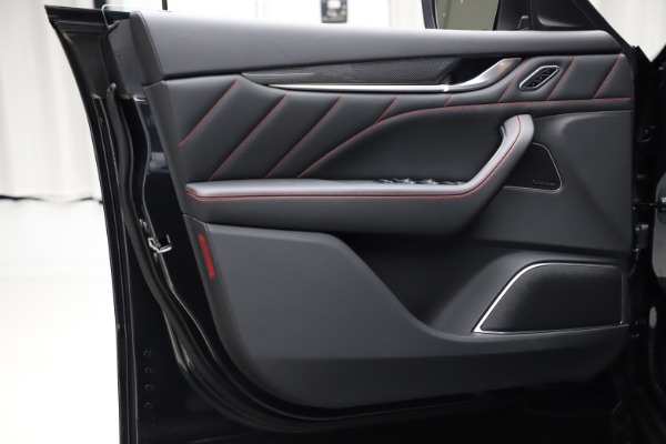 New 2021 Maserati Levante Q4 GranSport for sale Sold at Alfa Romeo of Greenwich in Greenwich CT 06830 16