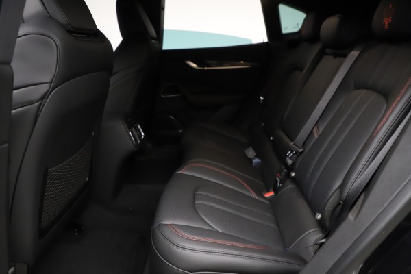 New 2021 Maserati Levante Q4 GranSport for sale Sold at Alfa Romeo of Greenwich in Greenwich CT 06830 18