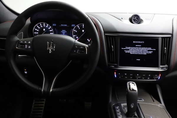 New 2021 Maserati Levante Q4 GranSport for sale Sold at Alfa Romeo of Greenwich in Greenwich CT 06830 25