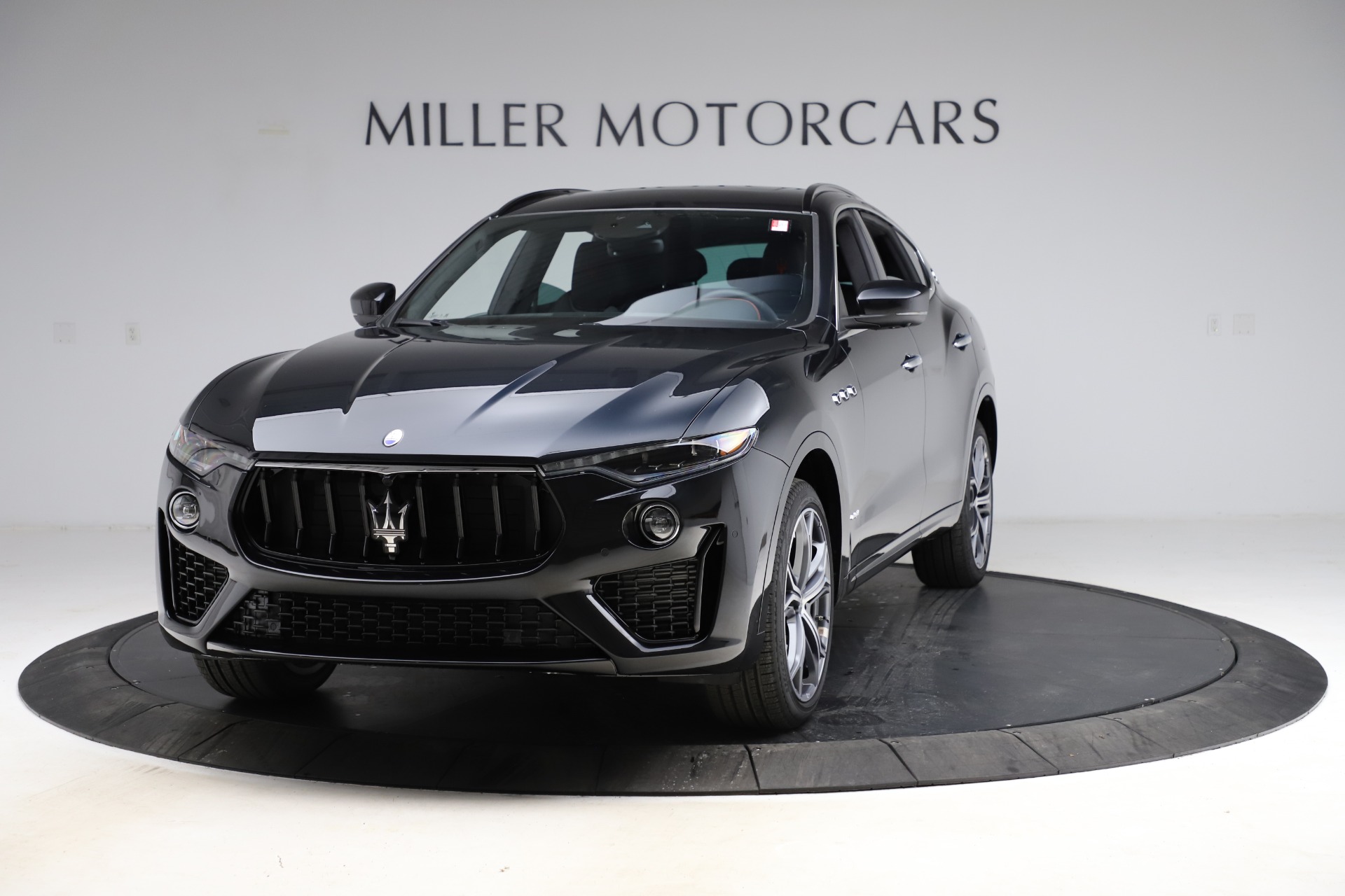 New 2021 Maserati Levante Q4 GranSport for sale Sold at Alfa Romeo of Greenwich in Greenwich CT 06830 1