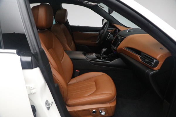 Used 2021 Maserati Levante Q4 for sale Sold at Alfa Romeo of Greenwich in Greenwich CT 06830 28