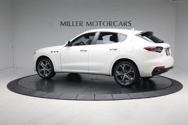 New 2021 Maserati Levante Q4 for sale Sold at Alfa Romeo of Greenwich in Greenwich CT 06830 8