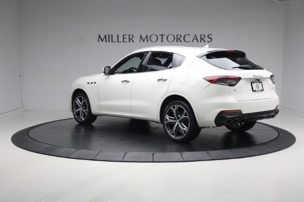 Used 2021 Maserati Levante Q4 for sale Sold at Alfa Romeo of Greenwich in Greenwich CT 06830 9