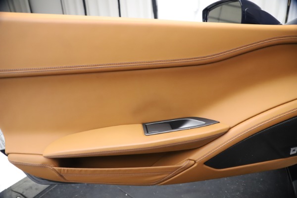 Used 2011 Ferrari 458 Italia for sale $179,900 at Alfa Romeo of Greenwich in Greenwich CT 06830 16