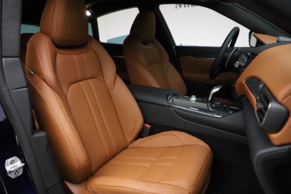 Used 2021 Maserati Levante S Q4 GranSport for sale Sold at Alfa Romeo of Greenwich in Greenwich CT 06830 24