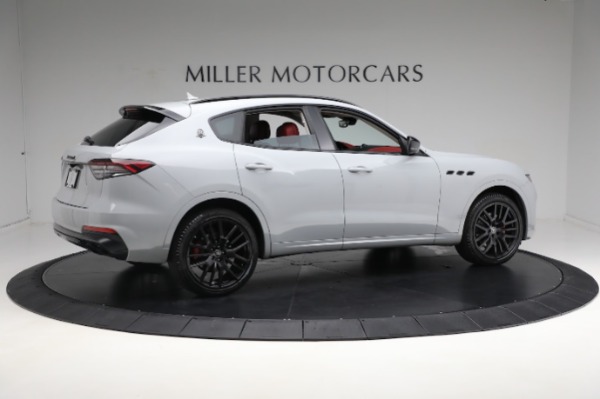 Used 2021 Maserati Levante Q4 for sale Sold at Alfa Romeo of Greenwich in Greenwich CT 06830 13