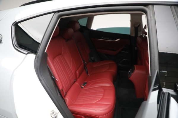 Used 2021 Maserati Levante Q4 for sale $51,900 at Alfa Romeo of Greenwich in Greenwich CT 06830 27