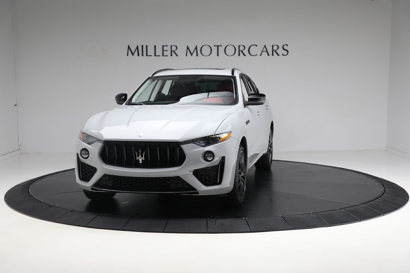 Used 2021 Maserati Levante Q4 for sale Sold at Alfa Romeo of Greenwich in Greenwich CT 06830 1