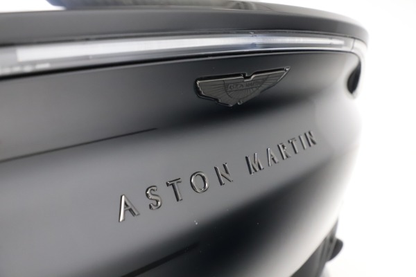Used 2021 Aston Martin DBX for sale Sold at Alfa Romeo of Greenwich in Greenwich CT 06830 22