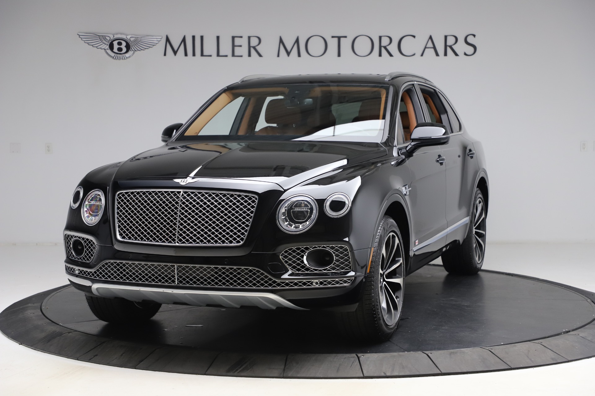 Used 2018 Bentley Bentayga Onyx Edition for sale Sold at Alfa Romeo of Greenwich in Greenwich CT 06830 1