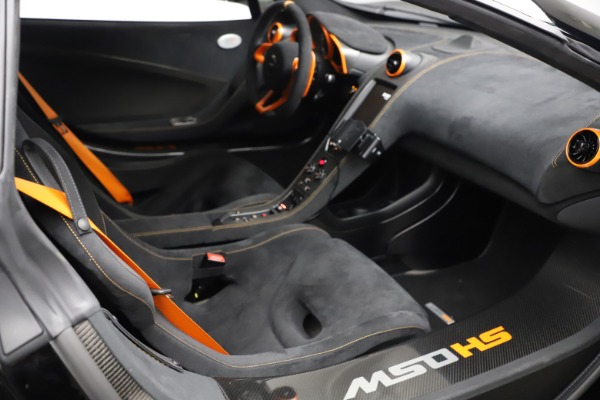 Used 2016 McLaren 688 MSO HS for sale $624,900 at Alfa Romeo of Greenwich in Greenwich CT 06830 20
