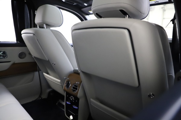 Used 2019 Rolls-Royce Cullinan for sale $349,900 at Alfa Romeo of Greenwich in Greenwich CT 06830 20