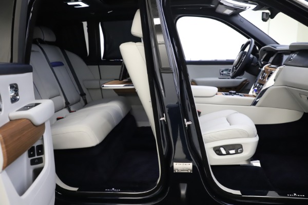 Used 2019 Rolls-Royce Cullinan for sale $349,900 at Alfa Romeo of Greenwich in Greenwich CT 06830 23