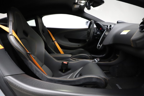 Used 2019 McLaren 600LT for sale Sold at Alfa Romeo of Greenwich in Greenwich CT 06830 20