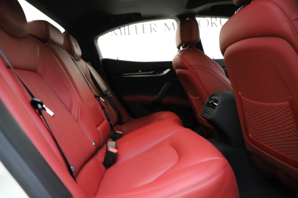 New 2021 Maserati Ghibli S Q4 GranLusso for sale Sold at Alfa Romeo of Greenwich in Greenwich CT 06830 26