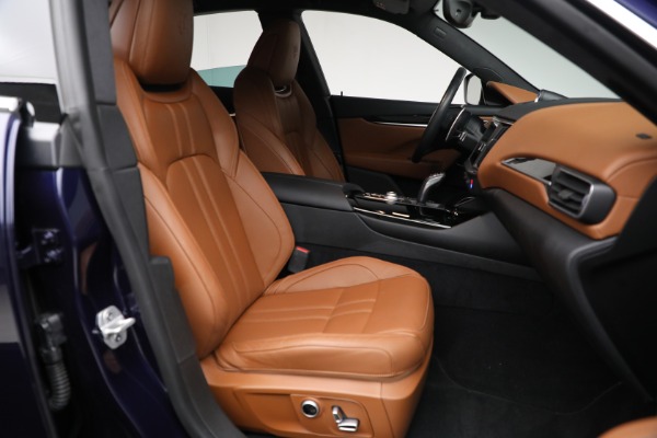 Used 2021 Maserati Levante Q4 GranSport for sale Sold at Alfa Romeo of Greenwich in Greenwich CT 06830 13