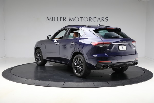 Used 2021 Maserati Levante Q4 GranSport for sale Sold at Alfa Romeo of Greenwich in Greenwich CT 06830 3