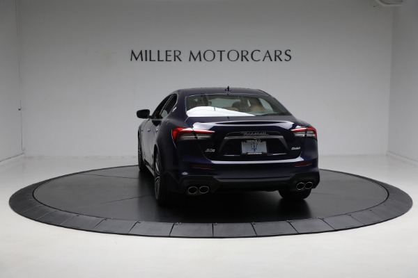 Used 2021 Maserati Ghibli S Q4 for sale Sold at Alfa Romeo of Greenwich in Greenwich CT 06830 12