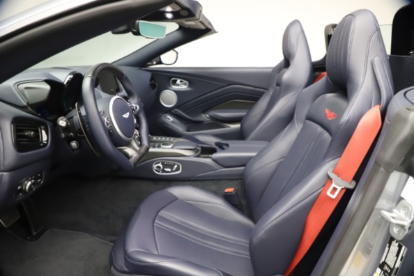 New 2021 Aston Martin Vantage Roadster Convertible for sale Sold at Alfa Romeo of Greenwich in Greenwich CT 06830 21