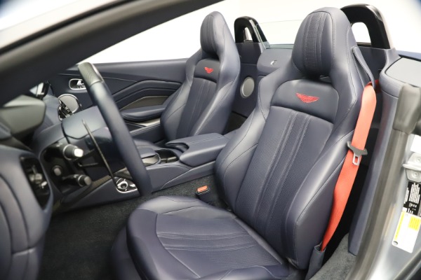 Used 2021 Aston Martin Vantage Roadster for sale $139,900 at Alfa Romeo of Greenwich in Greenwich CT 06830 23