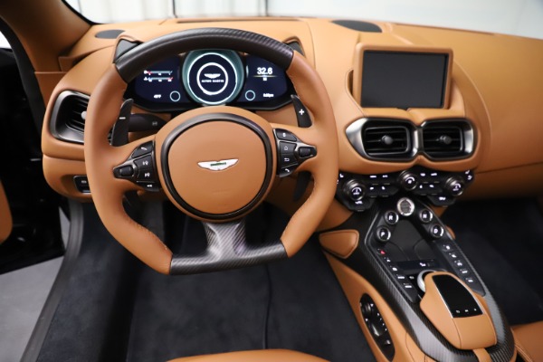 New 2021 Aston Martin Vantage Roadster Convertible for sale $205,686 at Alfa Romeo of Greenwich in Greenwich CT 06830 17
