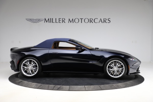 New 2021 Aston Martin Vantage Roadster Convertible for sale $205,686 at Alfa Romeo of Greenwich in Greenwich CT 06830 22