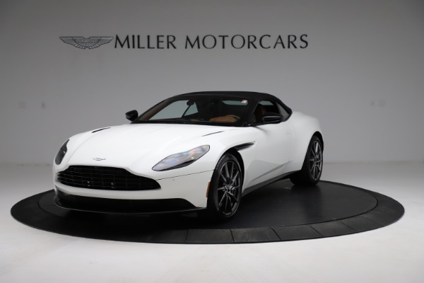 Used 2021 Aston Martin DB11 Volante for sale Sold at Alfa Romeo of Greenwich in Greenwich CT 06830 13