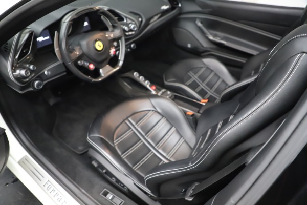 Used 2017 Ferrari 488 Spider for sale $284,900 at Alfa Romeo of Greenwich in Greenwich CT 06830 17