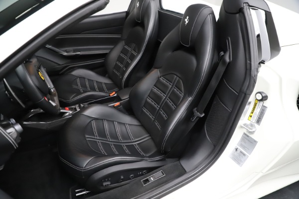 Used 2017 Ferrari 488 Spider for sale $284,900 at Alfa Romeo of Greenwich in Greenwich CT 06830 19