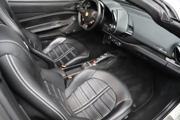 Used 2017 Ferrari 488 Spider for sale $284,900 at Alfa Romeo of Greenwich in Greenwich CT 06830 21
