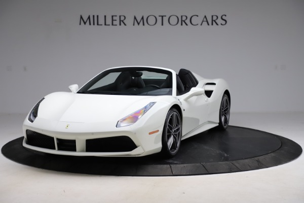 Used 2017 Ferrari 488 Spider for sale $284,900 at Alfa Romeo of Greenwich in Greenwich CT 06830 1