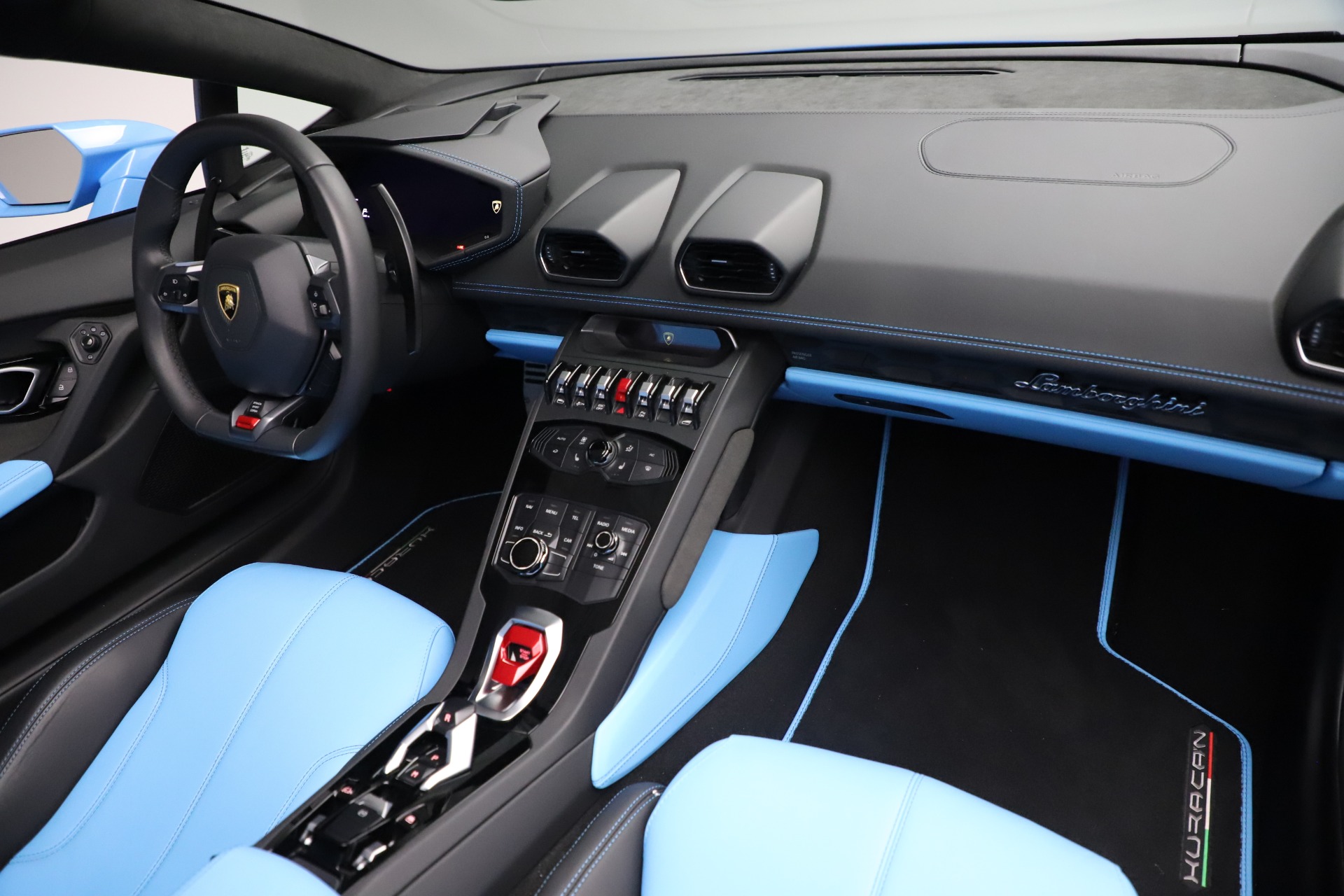 Pre-Owned 2016 Lamborghini Huracan LP 610-4 Spyder For Sale
