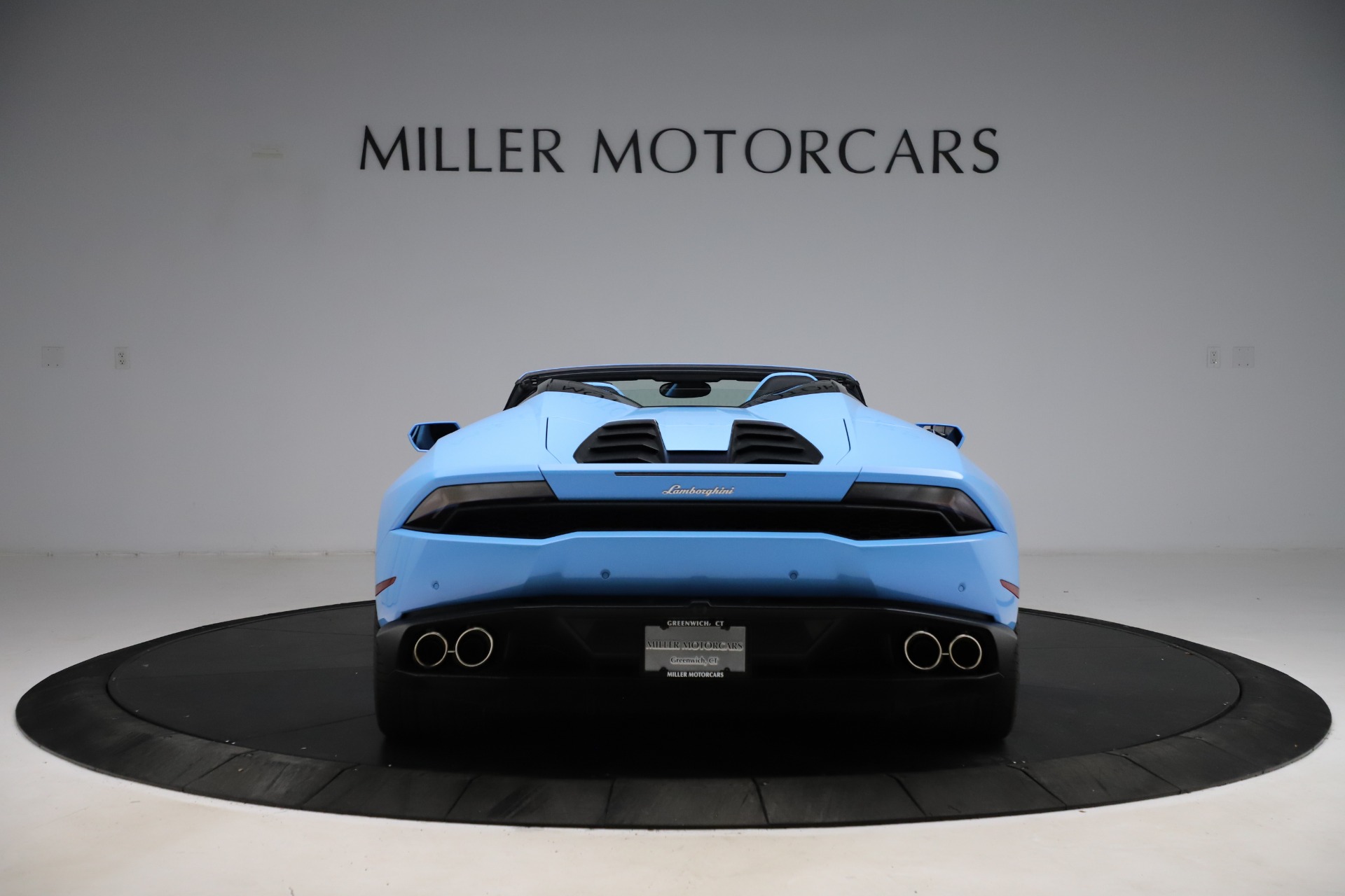 Pre-Owned 2016 Lamborghini Huracan LP 610-4 Spyder For Sale