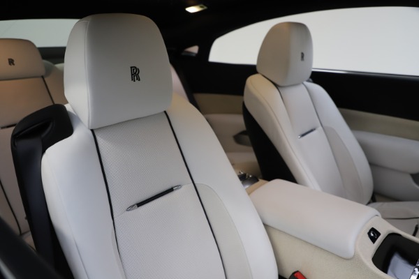 Used 2014 Rolls-Royce Wraith for sale Sold at Alfa Romeo of Greenwich in Greenwich CT 06830 14