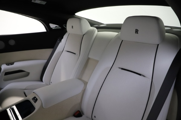 Used 2014 Rolls-Royce Wraith for sale Sold at Alfa Romeo of Greenwich in Greenwich CT 06830 18