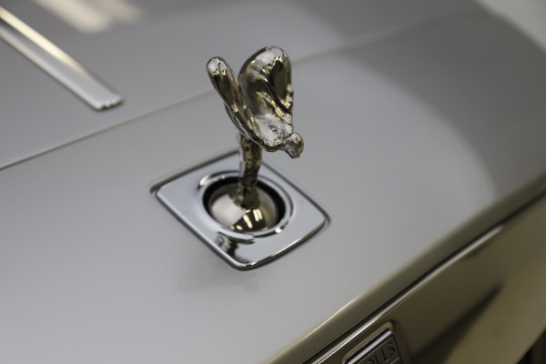 Used 2014 Rolls-Royce Wraith for sale Sold at Alfa Romeo of Greenwich in Greenwich CT 06830 28