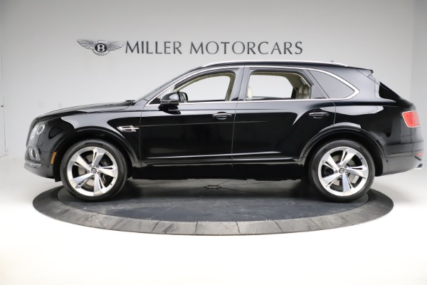 Used 2018 Bentley Bentayga W12 Signature for sale Sold at Alfa Romeo of Greenwich in Greenwich CT 06830 3