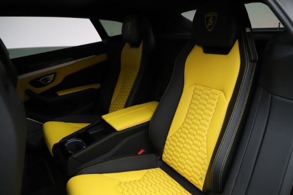 Used 2019 Lamborghini Urus for sale Sold at Alfa Romeo of Greenwich in Greenwich CT 06830 22