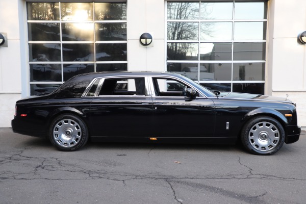 Used 2015 Rolls-Royce Phantom EWB for sale Sold at Alfa Romeo of Greenwich in Greenwich CT 06830 4